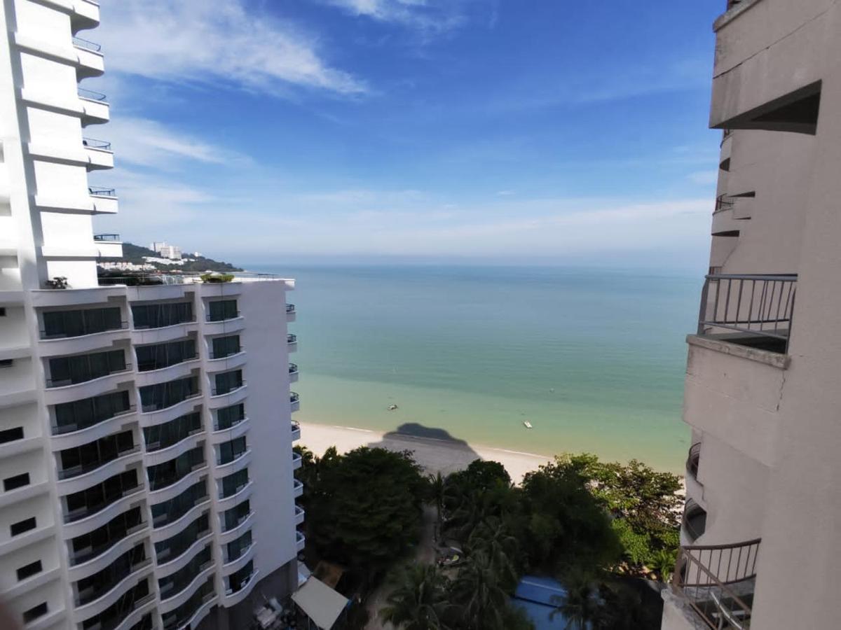 Hotel Paradise By The Sea In Penang By Veron At Rainbow Paradise Tanjung Bungah  Esterno foto