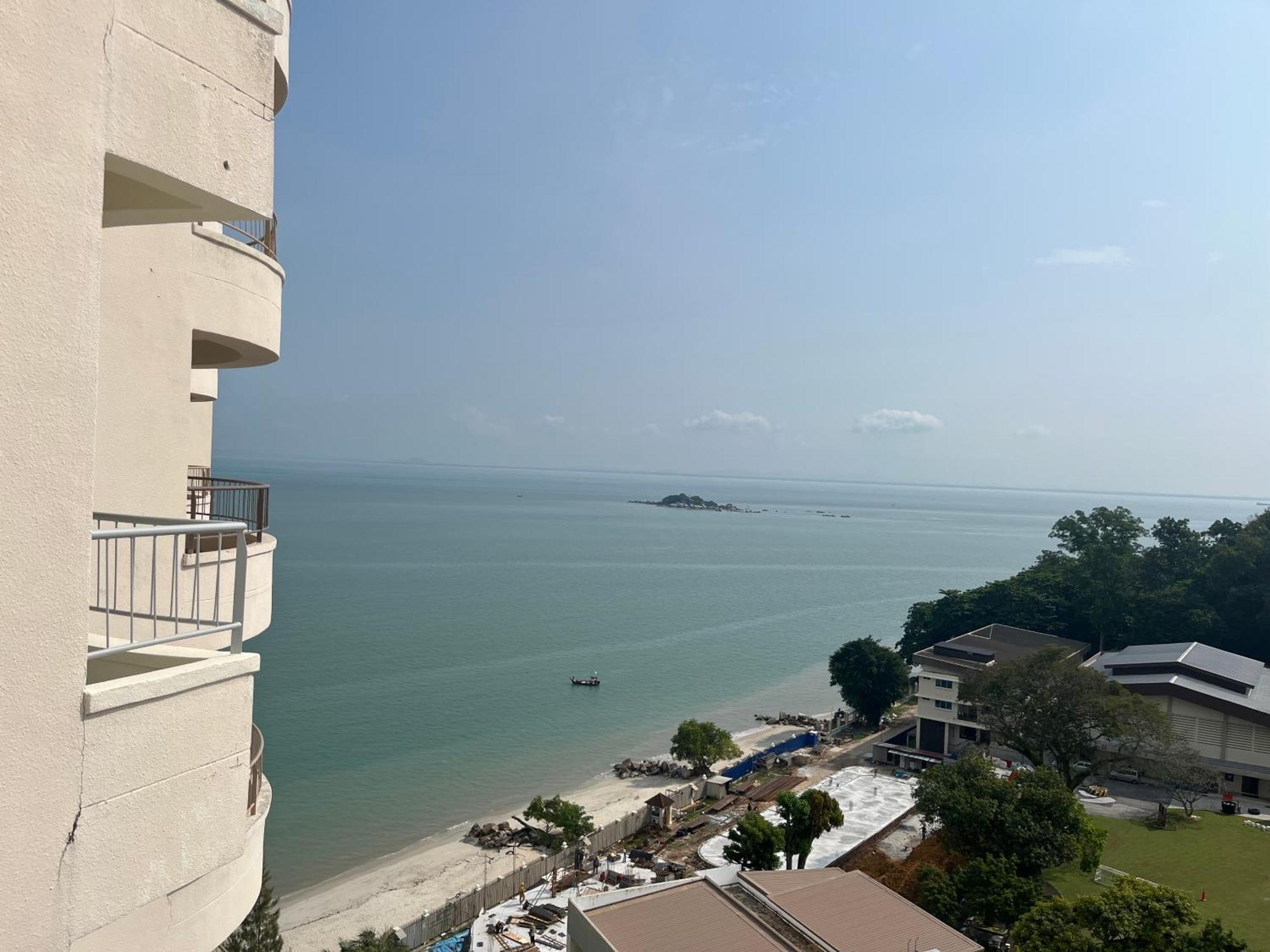 Paradise By The Sea In Penang By Veron At Rainbow Paradise Tanjung Bungah  Esterno foto