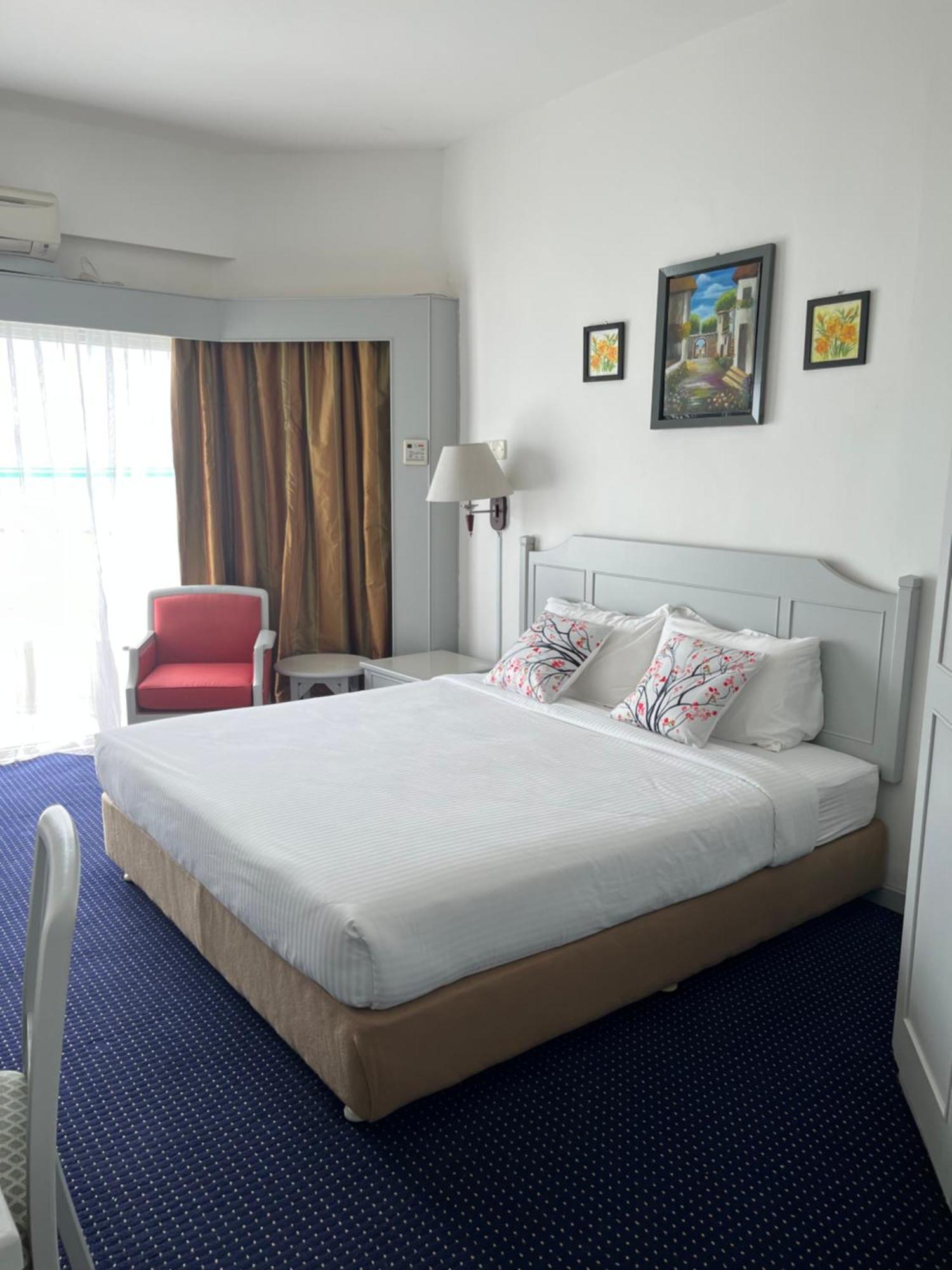 Hotel Paradise By The Sea In Penang By Veron At Rainbow Paradise Tanjung Bungah  Esterno foto