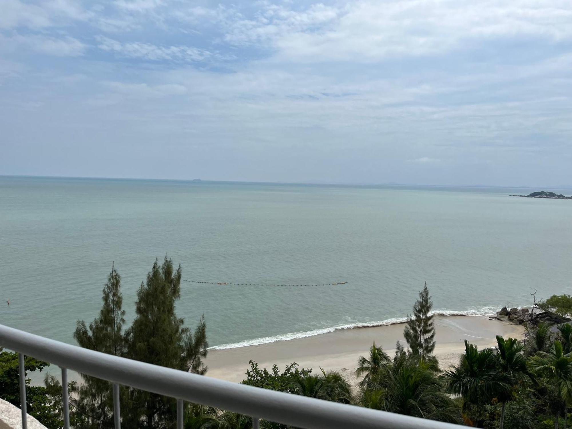 Paradise By The Sea In Penang By Veron At Rainbow Paradise Tanjung Bungah  Esterno foto