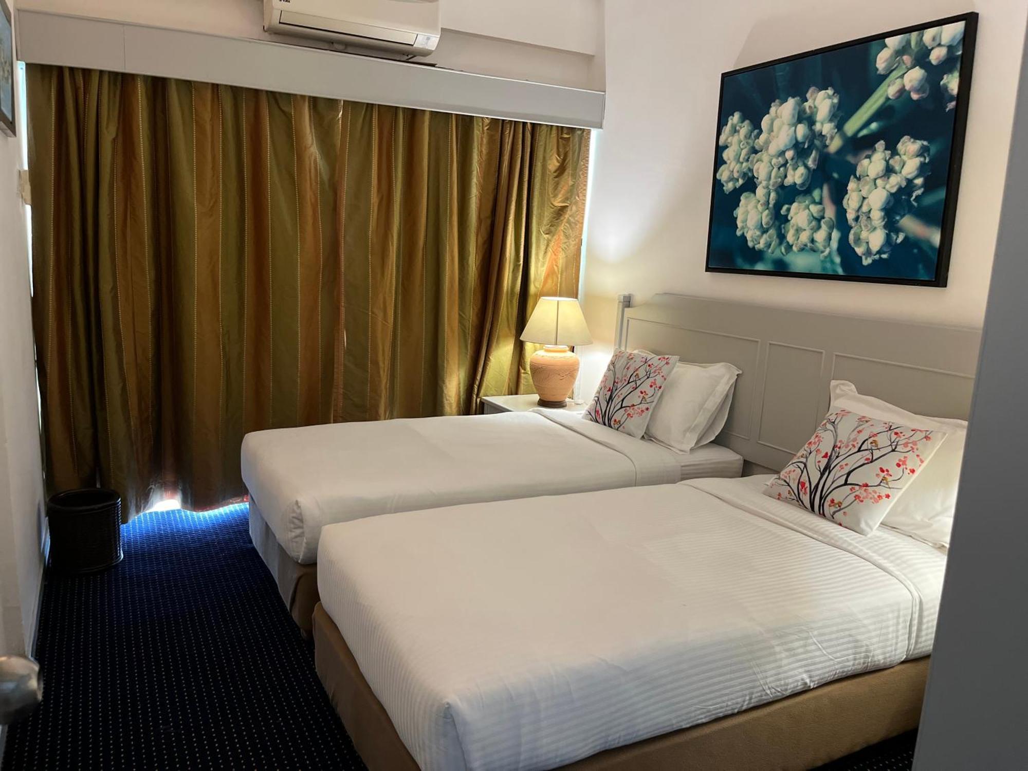 Hotel Paradise By The Sea In Penang By Veron At Rainbow Paradise Tanjung Bungah  Esterno foto