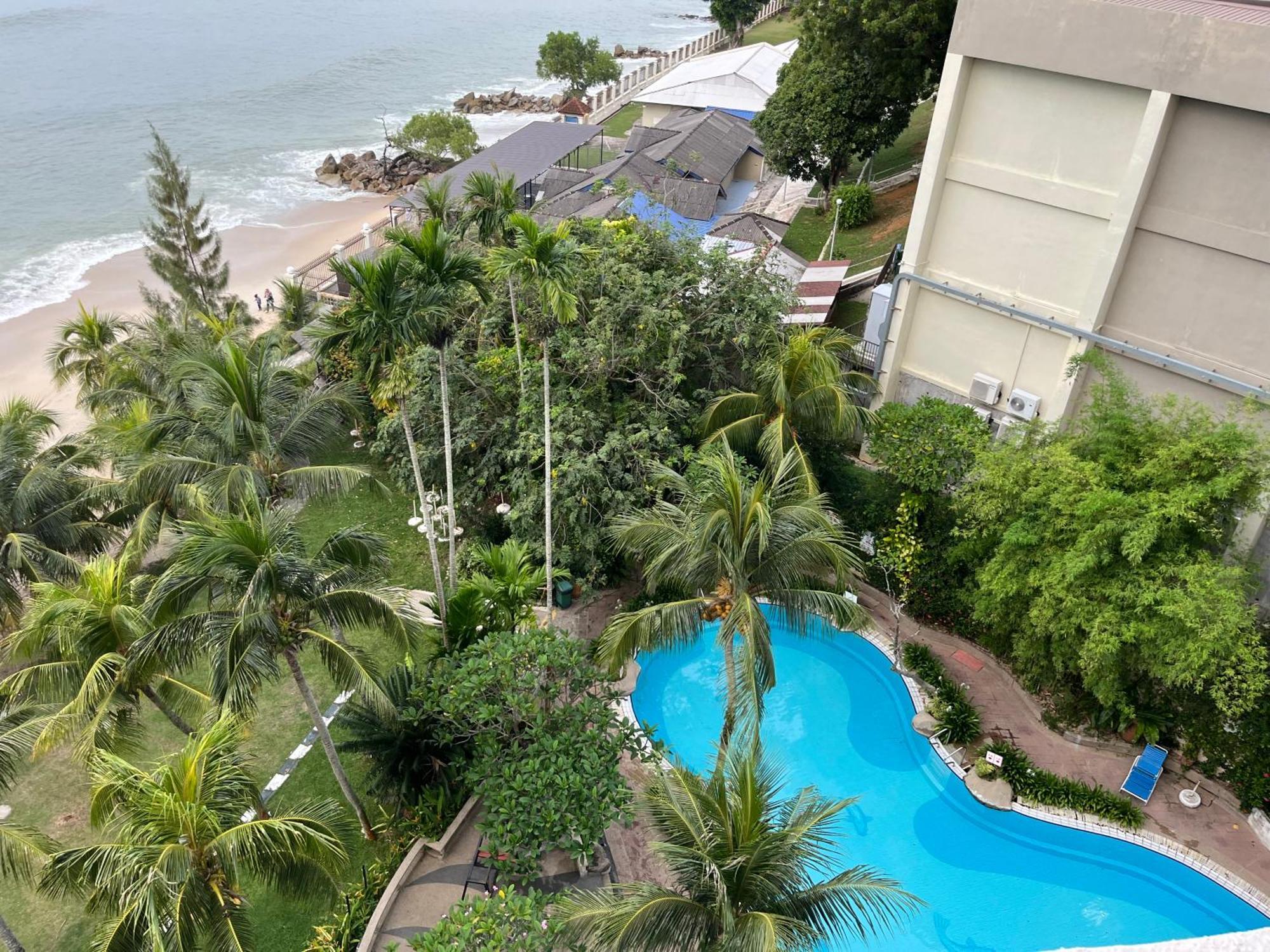 Hotel Paradise By The Sea In Penang By Veron At Rainbow Paradise Tanjung Bungah  Esterno foto